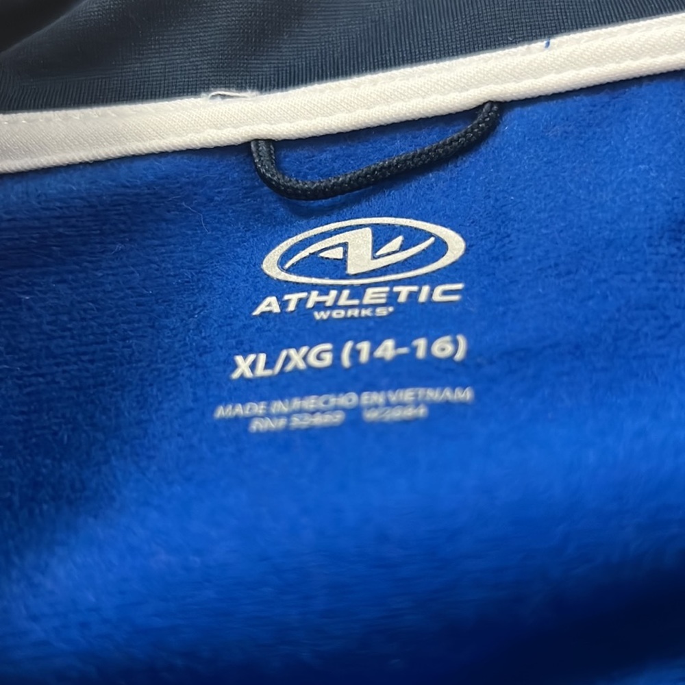 Jacket - Picture 2 of 3